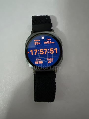 Samsung galaxy watch 8 for sale - photo 2 of 3