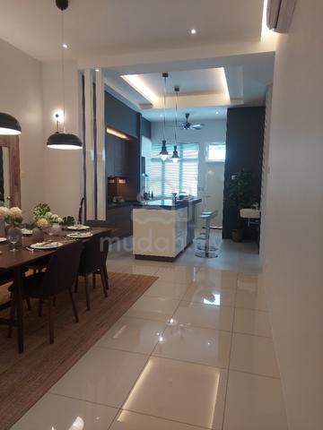 For rent !!!! Double storey tmn peruda 4
