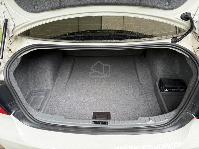 2011 Bmw 325i SPORTS (CKD) 2.5 FACELIFT (A) - 4