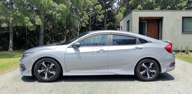 2017 Honda CIVIC 1.5 TC-PREMIUM (A) FULL LOAN - 5