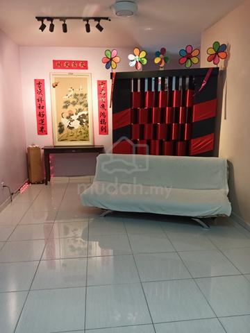 Pangsapuri Taman Tasik Utama 1