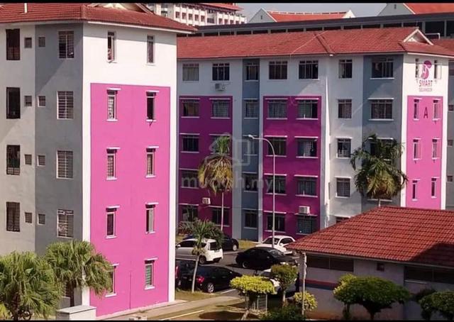 Megah Villa Apartments 1