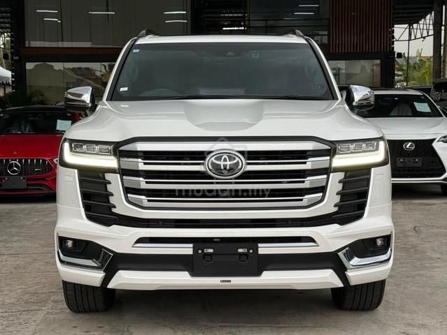2023 Land CRUISER 3.4 ZX FULL SPEC BLACK INT C.BOX - 3