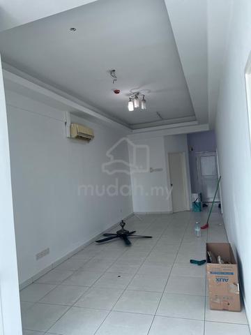 Akademik Suite 1