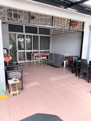 1.5 Storey Terrace House in Taman Suria Johor Bahru 1
