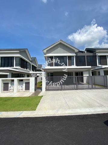 [Below Market] 2 Storey Semi D Reesia Elmina Gardens Denai Shah Alam 1