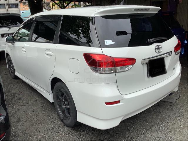 2011 Toyota WISH 1.8 S (A) ONE OWNER LOW MILEAGE - 3