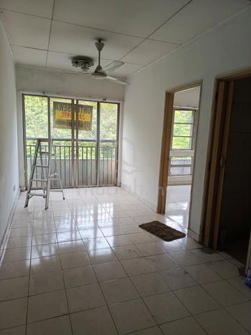 Vista Shop Apartment (Damansara Damai) 1