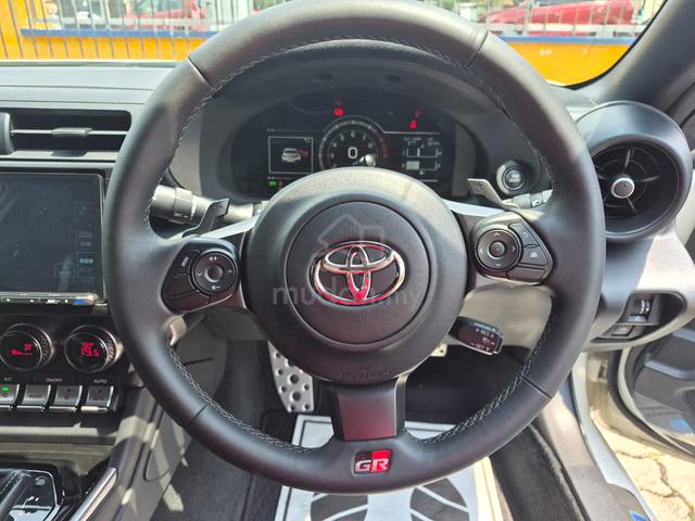 2022 Toyota GR86 2.4 RZ (A) , BLACK INTERIOR - 5