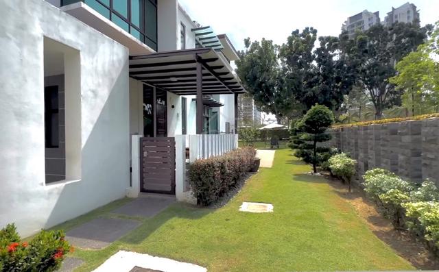 Private Pool With Garden 2 Storey Semi D Putrajaya Fera Twin Villa 2