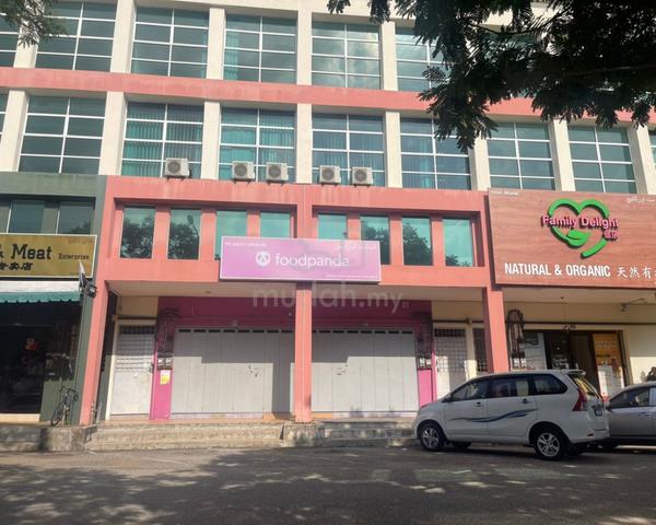Facing Main Road Air Putih 2 Units Adjoining Ground Floor Shoplot 1