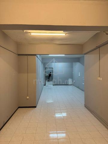 the cheaper price corner unit good visibility 1