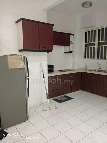 Vista Condominium 1