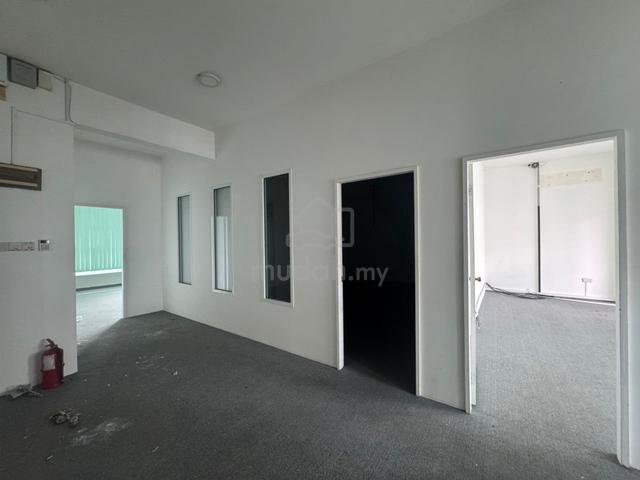 Metro Town | 2nd Floor | Intermediate | Renovated Office | Iramanis 1