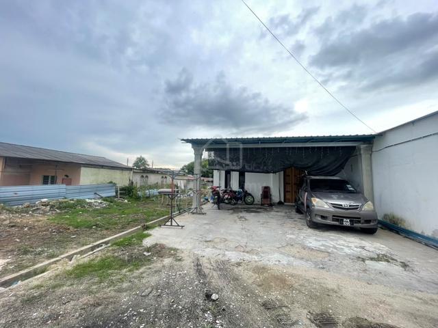 TAMAN BATU PEKAKA Teres Corner Lot REZAB MELAYU Bawah 300k FULL LOAN 1