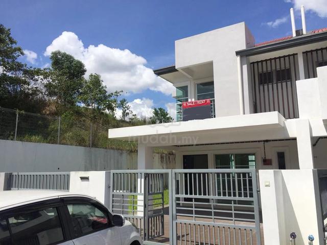 Corner 2 Storey Terrace House Taman Melur, Semenyih 1