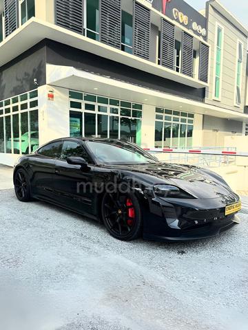 Porsche Taycan GTS 2022 With Porsche ID | Low Mil - 3
