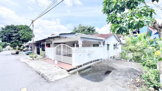 22x65 RENOVATED END LOT Single Storey Taman Desa Jaya Kepong 1