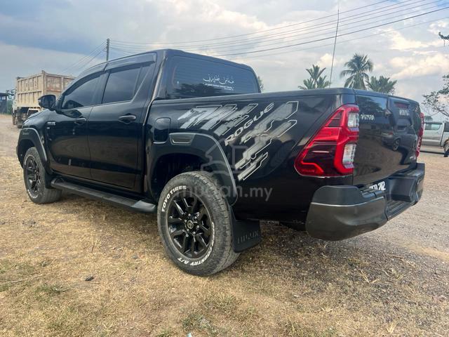 2022 Toyota HILUX 2.8 ROGUE (A) - 2