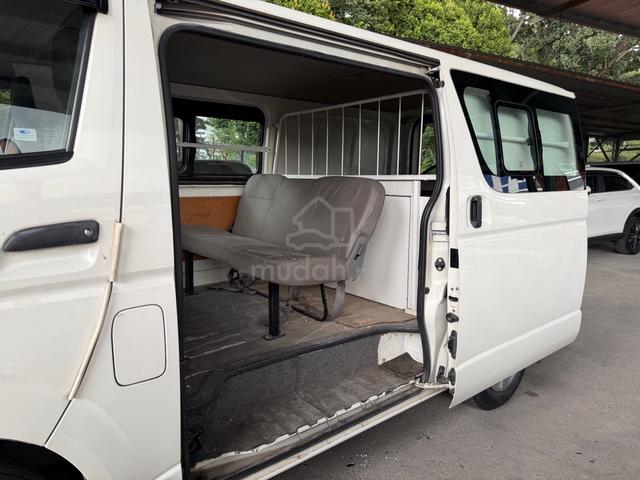 2021 Toyota HIACE 2.5 (M) SEMI PANEL VAN - 3