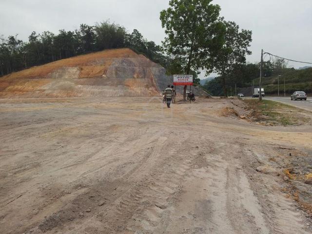 PETROL STATION Land Jalan Tras, Bentong, Pahang For Sale 1