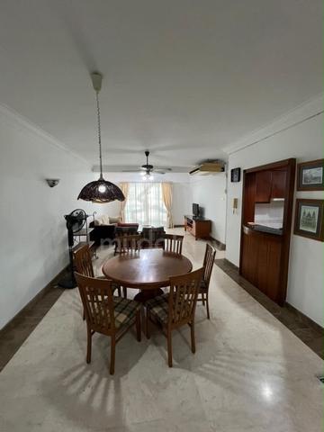 Petrie Condominium 1