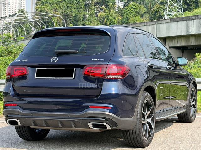 MERCEDES BENZ GLC300 2.0 AMG 4MATIC (a) F/S/RECORD - 2