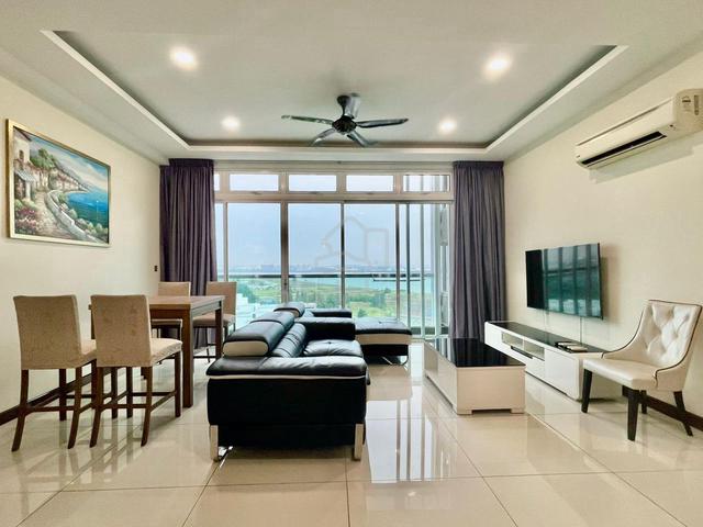 Paragon Residences @ Straits View 1