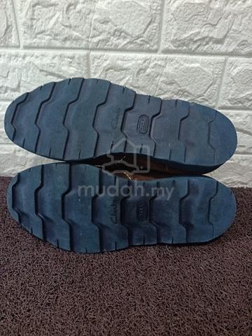 Uk8 Clarks Suede Desert Chukka boots - photo 5 of 6