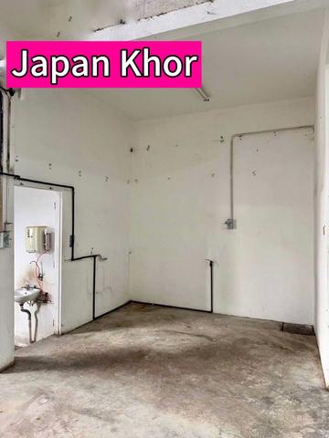 Cheaper Ground Floor Shoplot Facing Main Road at Raja Uda Area. 3