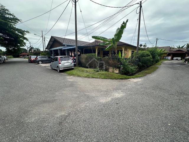 [PAKA] SEMI-D End Lot, Tengah Bdr Paka, Luas 3520 ft², Dekat Kure Cafe 1
