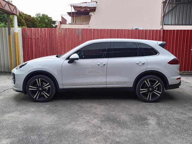 2015/ 2018 Porsche CAYENNE 3.6 958 (A) LOAN KEDAI - 4