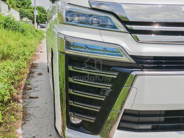Toyota VELLFIRE 2.5 ZA ZG FACELIFT (A) AGH30 /PBOT - 2