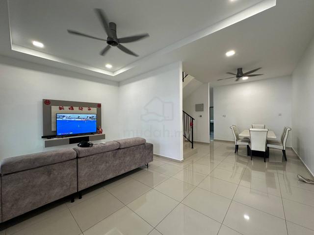 lahat ipoh double storey house for sales move in condition 1