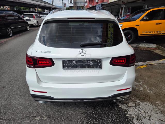 2022 Mercedes Benz GLC200 2.0 AMG (FREE 2 YR WRTY) - 2