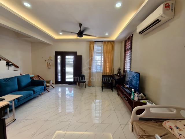 Bukit Indah Double Storey Endlot House For Sales 1