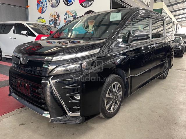 2020 Toyota VOXY 2.0 KIRAMEKI (A) - 3