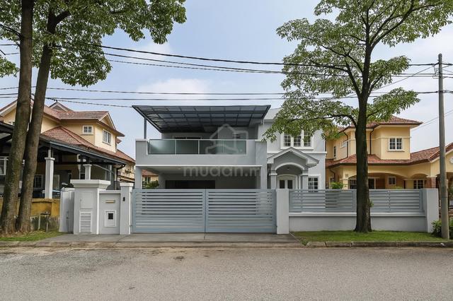 [Fitted & Renovated] Double Storey Semi D at Seksyen 8, Bandar Baru Ba 1