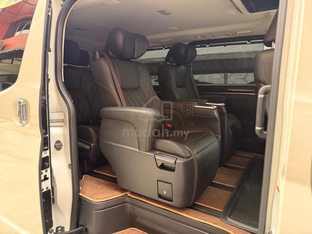 Toyota Granace 2.8G (A) Diesel *9 Seater *Warranty - 5