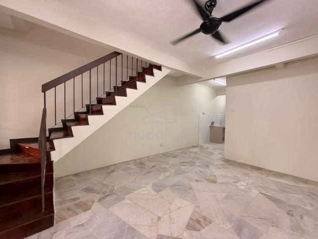 【 grade A, newly renovated, furnished 】 2 Storey House Seri Gombak SG8 1