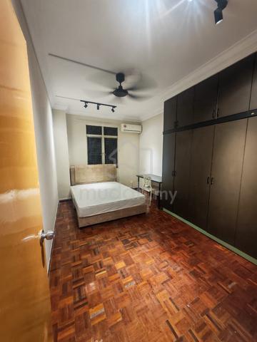 5Min To LRT!Room For Rent at Bukit OUG Condominium Pav 2 Bkt Jalil 1