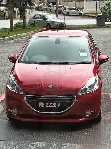 2015 Peugeot 208 1.6 VTI ALLURE (A) - 2