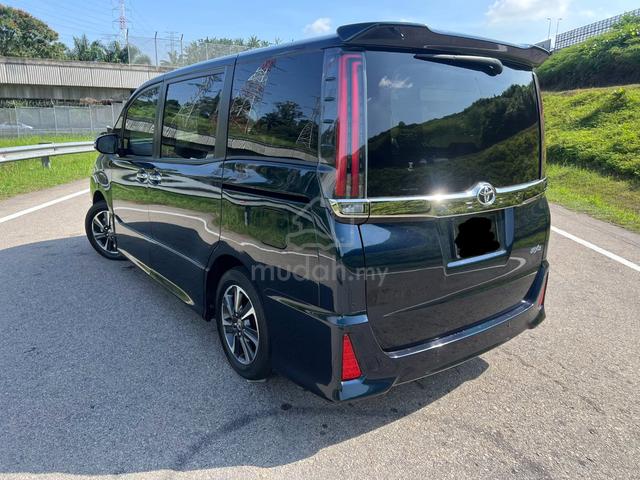 2021 Toyota noah 2.0SI , 2024, WARRANTY, 64K KM - 2