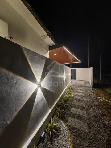 Kampung lapan single storey endlot 1