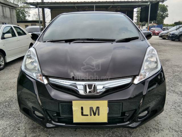 R /2014/ Honda JAZZ 1.3 HYBRID FACELIFT (A) - 3