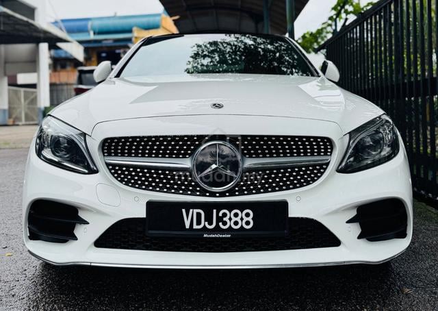2019 Mercedes Benz C300 2.0 AMG LINE (CKD) (A) - 4
