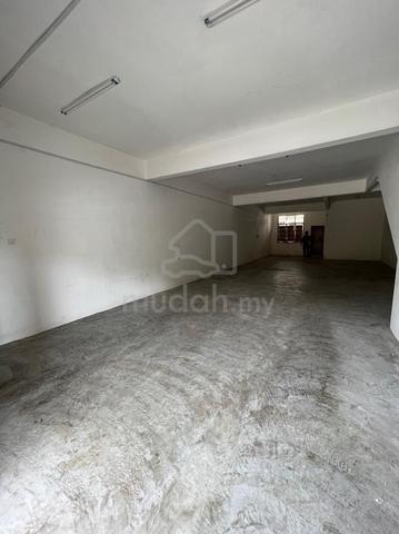 Sierra perdana masai shop lot 1