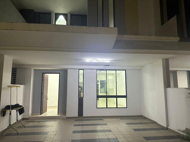Taman Austin Duta double storey / brand new / 4 bedroom 1