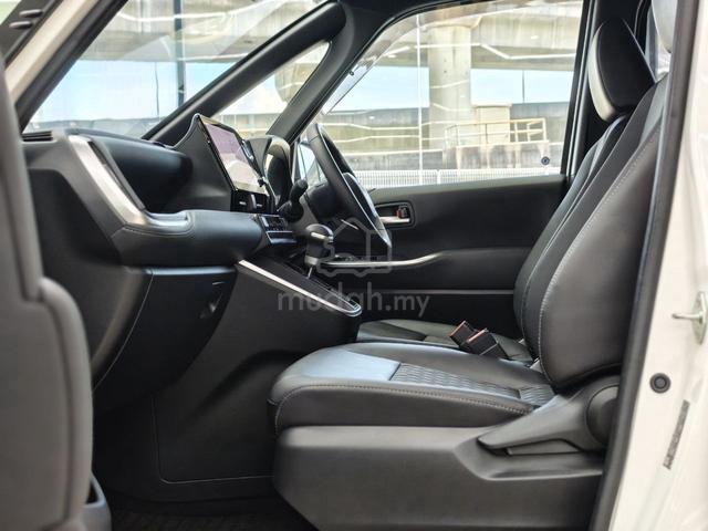 2023 Toyota Noah S-Z 1986 Cc Pearl White - 5
