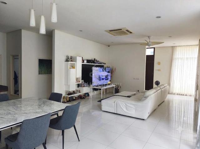 Sunway Rydgeway Puncak Melawati, Taman Melawati. Semi-D 1